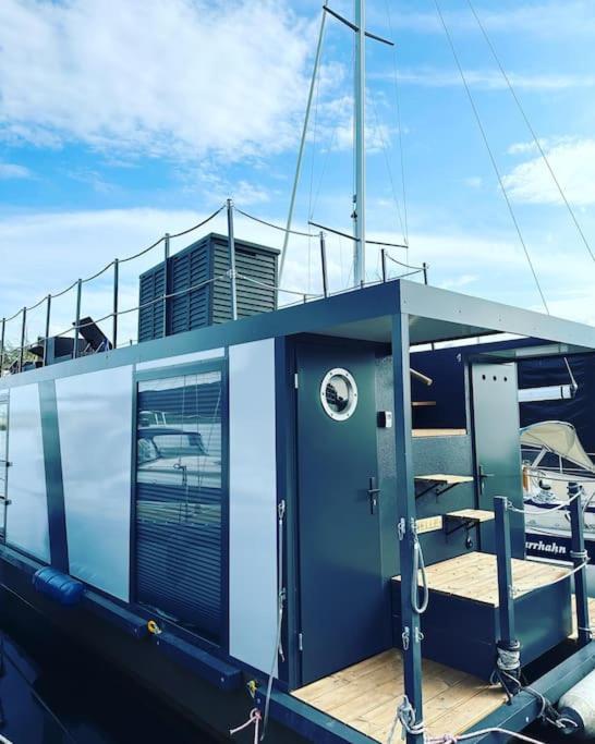 Premium Hausboot Trave Traum Apartment Lubeck Exterior photo