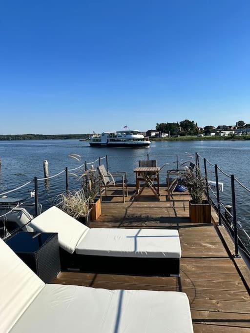 Premium Hausboot Trave Traum Apartment Lubeck Exterior photo